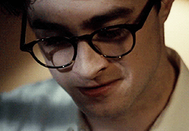 solangeofficial-deactivated2015:daniel radcliffe as allen ginsberg in kill your darlings (2013)