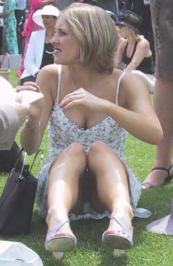 Upskirt pics at http://upskirt-pussy.tumblr.com/