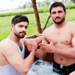 Sexy Pakistani Men