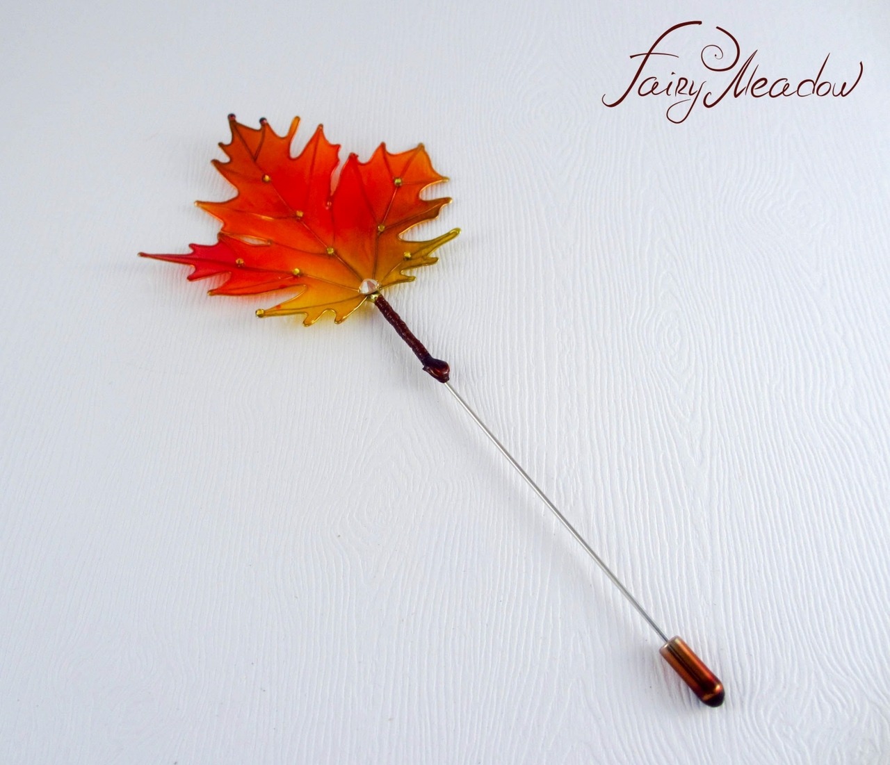 anthropologyarda: sosuperawesome:  Resin Leaf Hair Pins Fairy Meadow Flowers on Etsy