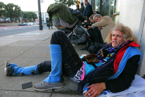 sinidentidades:anarcho-queer:30% Of San Fransisco’s Homeless Identify As LGBTQSan Francisco is