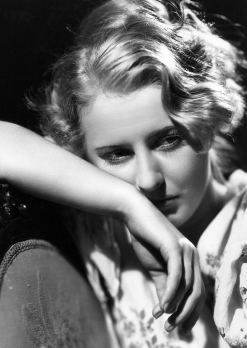 keyframedaily:  Barbara Stanwyck, July 16, 1907 – January 20, 1990.