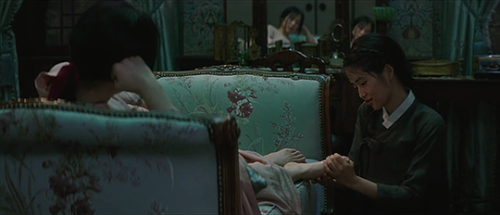 marypickfords:The Handmaiden (Park Chan Wook, 2016)“I am not in a pressured relationship, I like wom