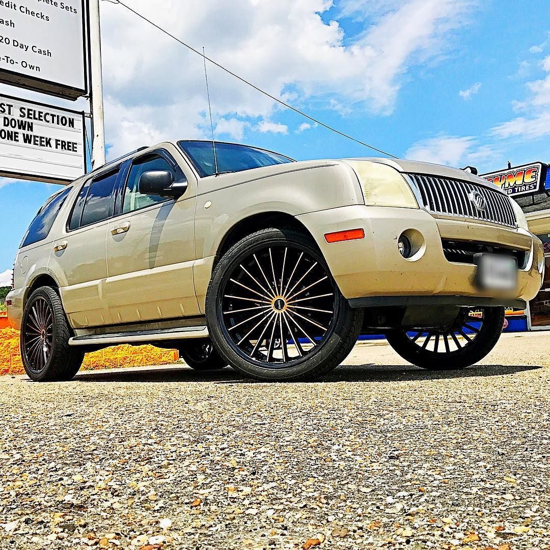 2009 Mercury Mountaineer sitting on 24" Kronik... RimTyme Custom