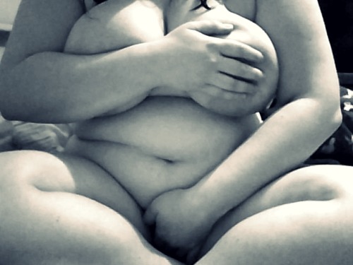 thefatgirlblog:  It was hard to find something to write with this photo, because today is one of them days where I’m not so in love with my body. Like everyone i have days where my past thoughts come back, the ones that have been drilled into me since