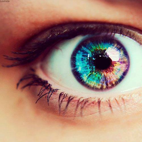 eyes | via Tumblr en We Heart It. http://weheartit.com/entry/75299349/via/LiliaanBeatriiz