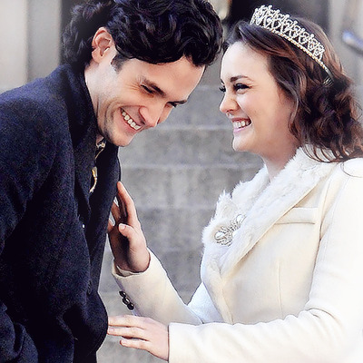 intostarlight: penn &amp; leighton on the MET steps // february 6th, 2012