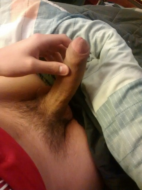 letsmegasalexandros:  mamonhot:  joa-l:  Algunas fotos mías  Esta exquisito pa darle su mamon 👅💦  OMFG.