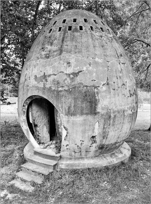 Happy Easter - Buona Pasqua! Foto: © Wolfram Mikuteit &ldquo;L'uovo gigante&rdquo;