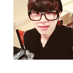 aigyu:  nwh91: 눈싸움할사람 덤뵤 ㅋㅋㅋㅋ trans: come at me if you want to have a staring contest against me ㅋㅋㅋㅋ 