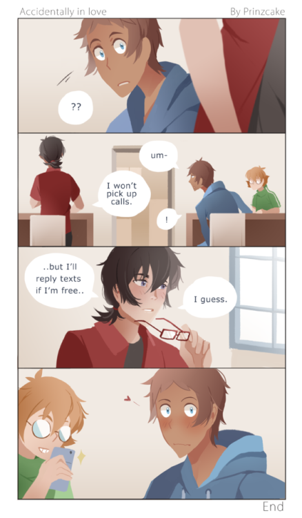 cadrilovesklance:  prinzcake:  A really late valentine comic! Its a college au, inspired by the fb msger filter. I also wrote a fic for this so read under the cut if you’re interested.. >< //  Also Shiro’s birthday is approaching soon and I