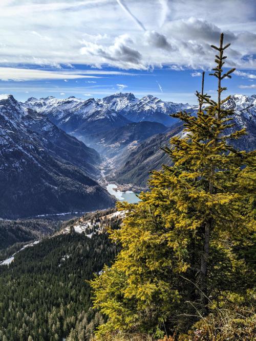 amazinglybeautifulphotography:  Italian Alps