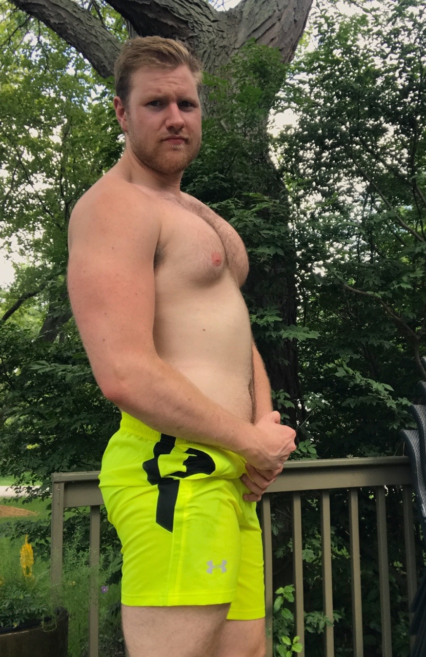 oddinvention:  Some casual body progress shots for y'all belly lovers