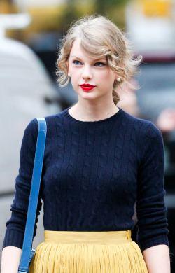 lov-eswift:  “I think a lot of the time