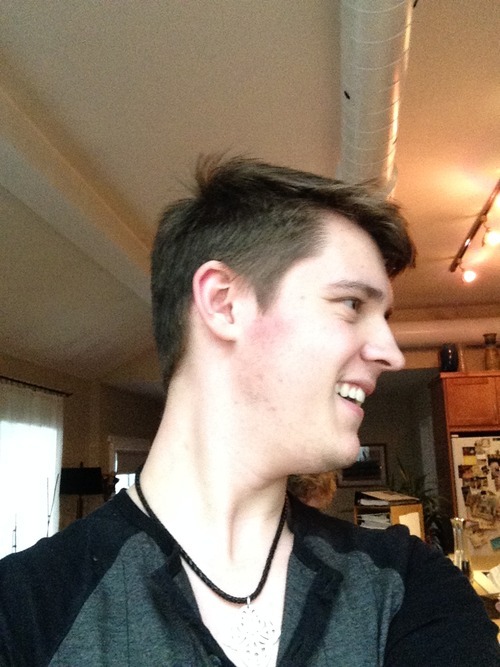 applespine:  thehiddentriforce:  yandere-dono:  thehiddentriforce:  itsspookytoremember:  You know what? I’m pretty smart I should be on the………….. Honour Roll  Your Zuko costume’s pretty good, but your scar’s on the wrong side.   Tumblr-user