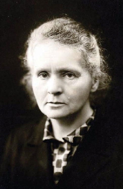  A Polish scientist. Awarded the Nobel prize for her studies of the radioactive elements, radium and