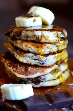 fullcravings:  Buckwheat, Banana, Oatmeal, Dark Chocolate Pancakes {Naturally Gluten Free!}