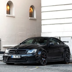 drivingbenzes:  Mercedes-Benz C 63 AMG Black Series