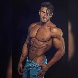   Casey Christopher - Fitness Model