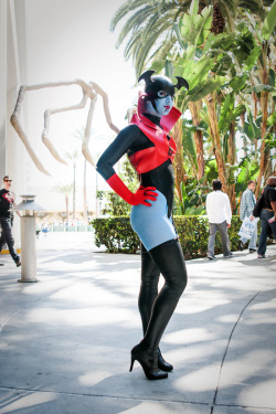 tenleid:  So at Wondercon my boyfriend and I finally cosplayed Bleez and Kyle Rayner~!This costume was super uncomfortable in so many ways, and it ended up being much more of a challenge than anticipated. I’m currently remaking the entire thing from