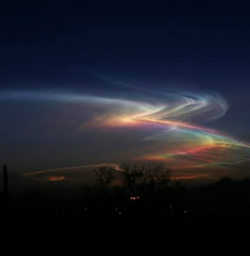 sixpenceee: Rocket launches at sunset or sunrise produce a light show known as twilight phenomena. This occurs when the unburned fuel particles in the rocket trail and water condense, freeze and then expand in the thinner upper atmosphere. (Source)