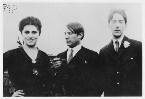 Maria Chabelska Olga Khokhlova, Pablo Picasso et Jean Cocteau sur le toit de l'hôtel Minerva, Rome, 