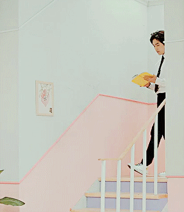 namgyusoo:    Hoya in 러블리즈(Lovelyz)_‘Ah-Choo’    