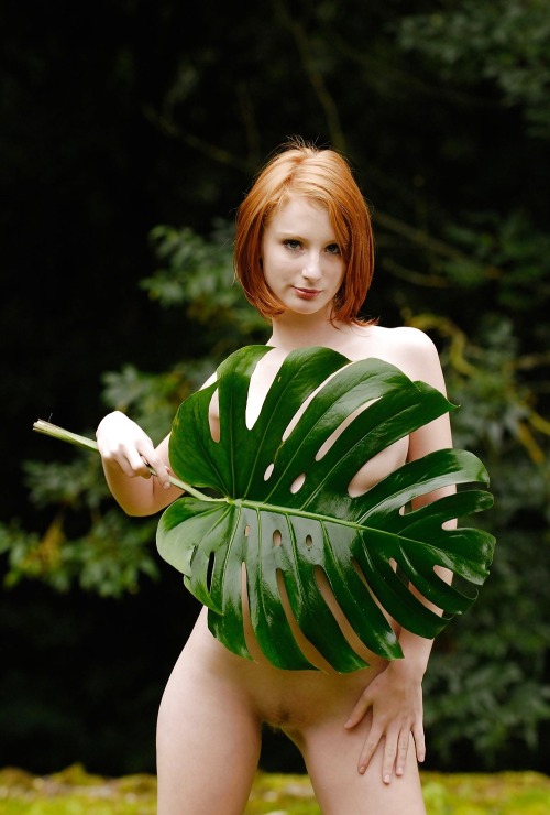 happyandnude:  savingthrowvssexy:  Clelia  Good thing you had that branch handy. 