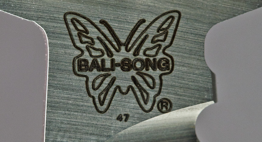 knifepics:  Balisong (Butterfly Knife)