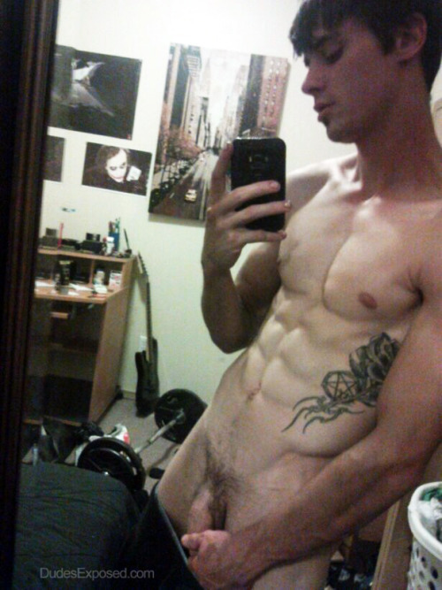 dudes-exposed:  Dudes Exposed Exclusive: Tevin; a straight, 22 year old college student from Washington. http://www.dudesexposed.com/deoc-23/ 