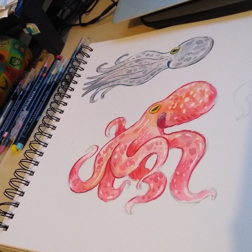 squid-bits:Trying to get back into watercolours and painting octodudes.