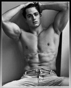 glamboyl:  Fit Model Pietro Boselli shot by Darren Black. 