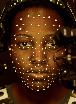ariannenymeria:             A small galaxy’s worth of tracking dots affixed to Lupita  Nyong’o’s face allowed artists at Industrial Light &amp; Magic to  transform her into the C.G.I. character Maz Kanata. And while we may not know which side of