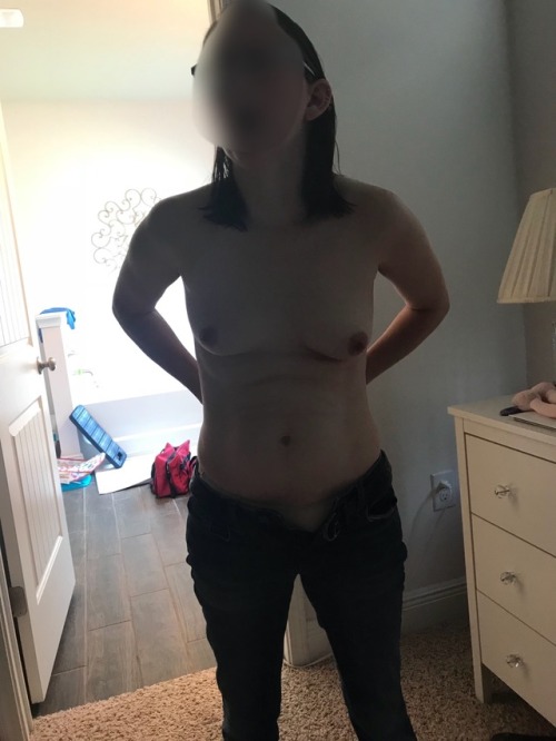 retifist:  My wife dressing and posing  She knows how much I love topless women in jeans 😍  03172018