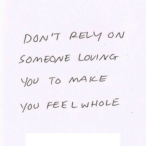 iglovequotes:  http://iglovequotes.net/