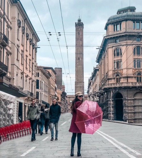 A day in Bologna, between stories and @cosmoprofbologna, a different kind of saturday…super f