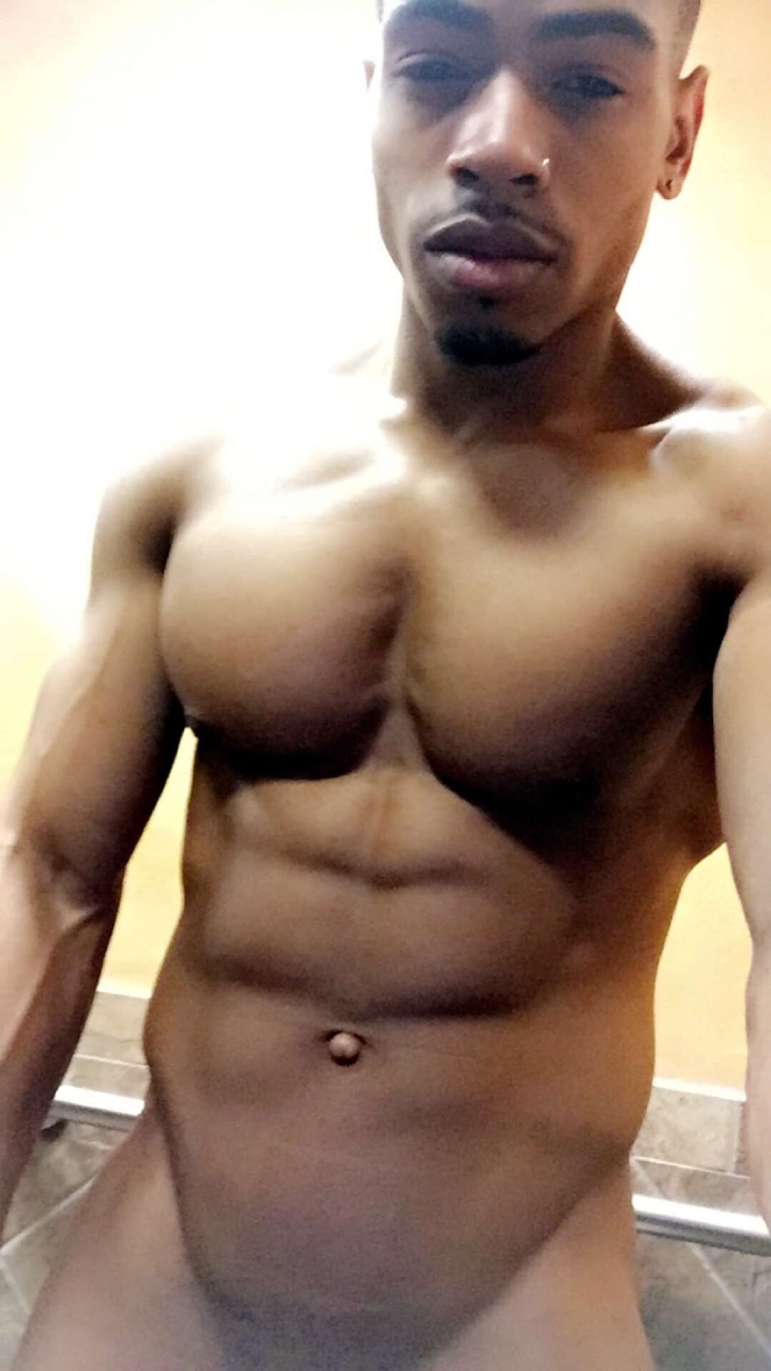 walls0fjericho:  Dis nigga here. 🍆💦