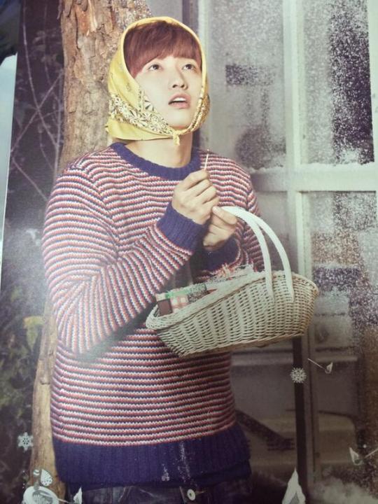 b1a4gasms:  can we talk abt how in b1a4’s ‘in wonderland’ calendar cnu gets to be some kind of dashing fairy prince sleeping beauty man  and sandeul is like a fucking 4yo playing dress up as an old russian grandmother???  like are you serious