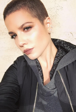 hotelhalsey:halsey: This whole year I was my hair in every article. The girl with blue hair. The girl with the pixie cut. And now it’s. all. gone! Feels good.