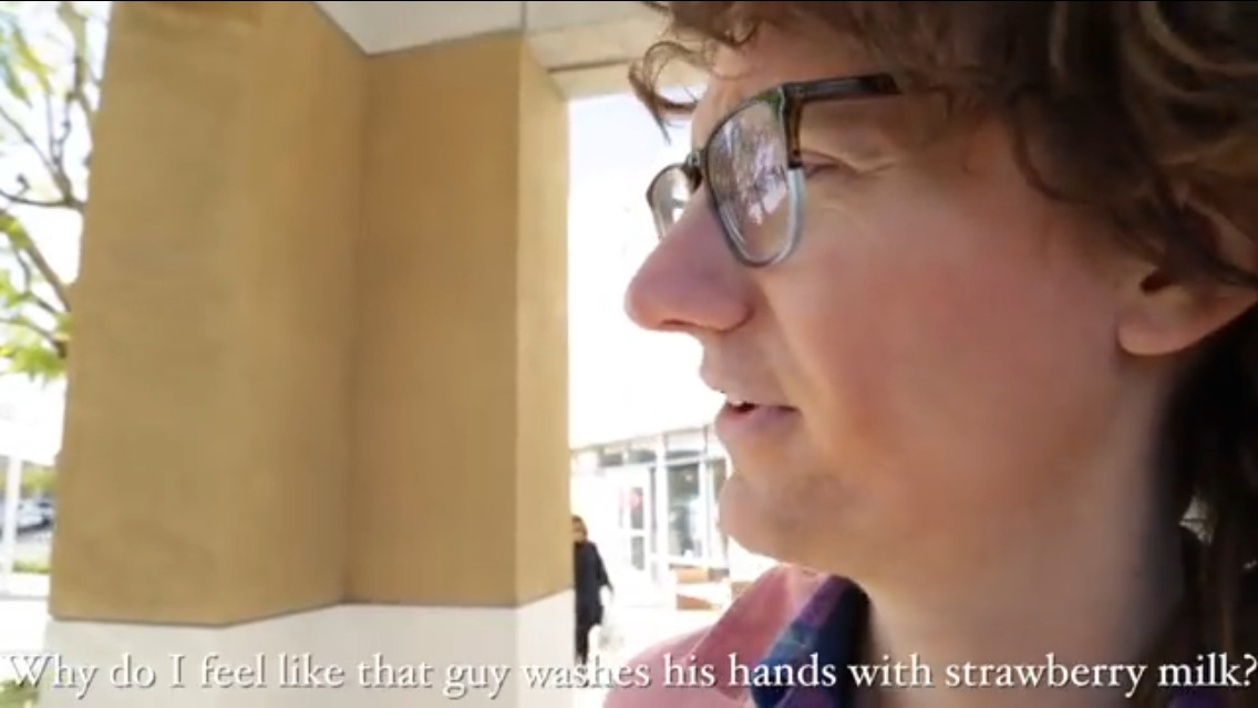 lesbiansweetdee: some-owl-ghost:   my favorite overly specific descriptions of things