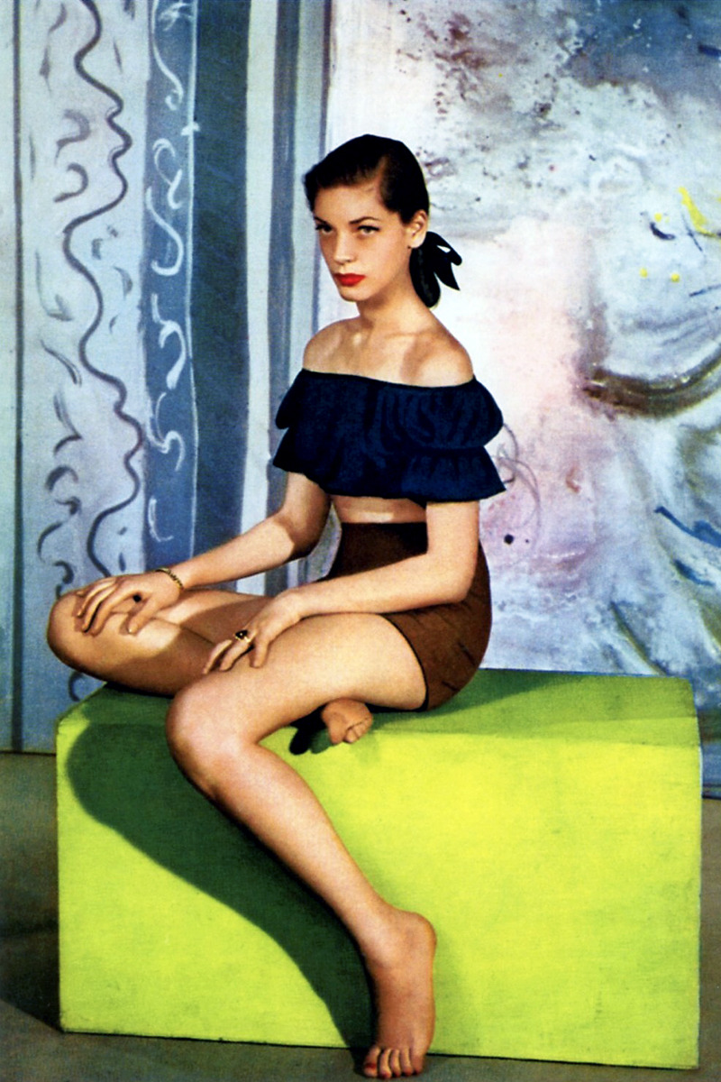  Lauren Bacall / photo for Harper’s Bazaar by Louise Dahl-Wolfe, 1945. 