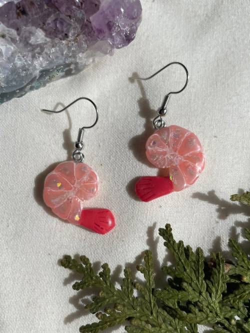 figdays:    Shrimp Earrings // SlowpokeByErin