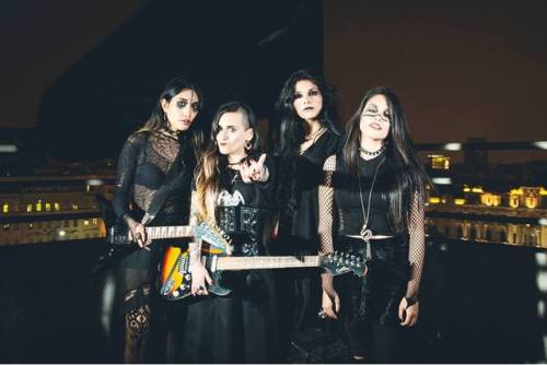 latinxgoticx: All-woman Peruvian goth band La Reina de los Condenados. They have a very dark and dra