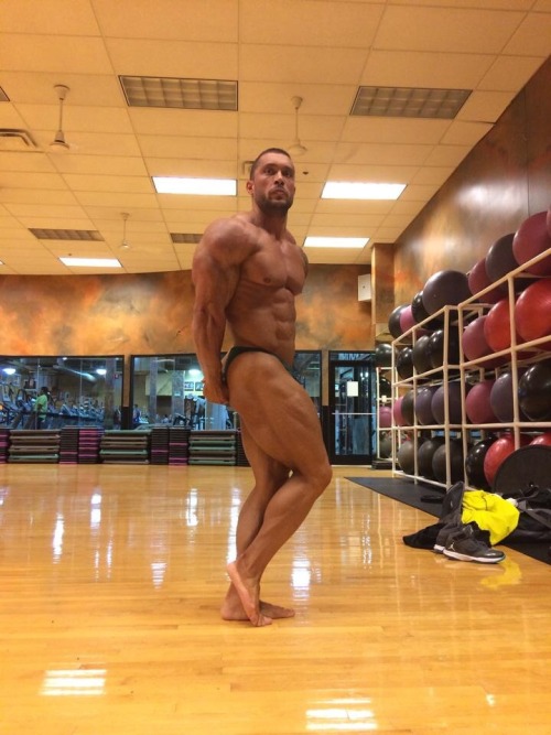 Porn Justin Maki 12 days out from competing at photos