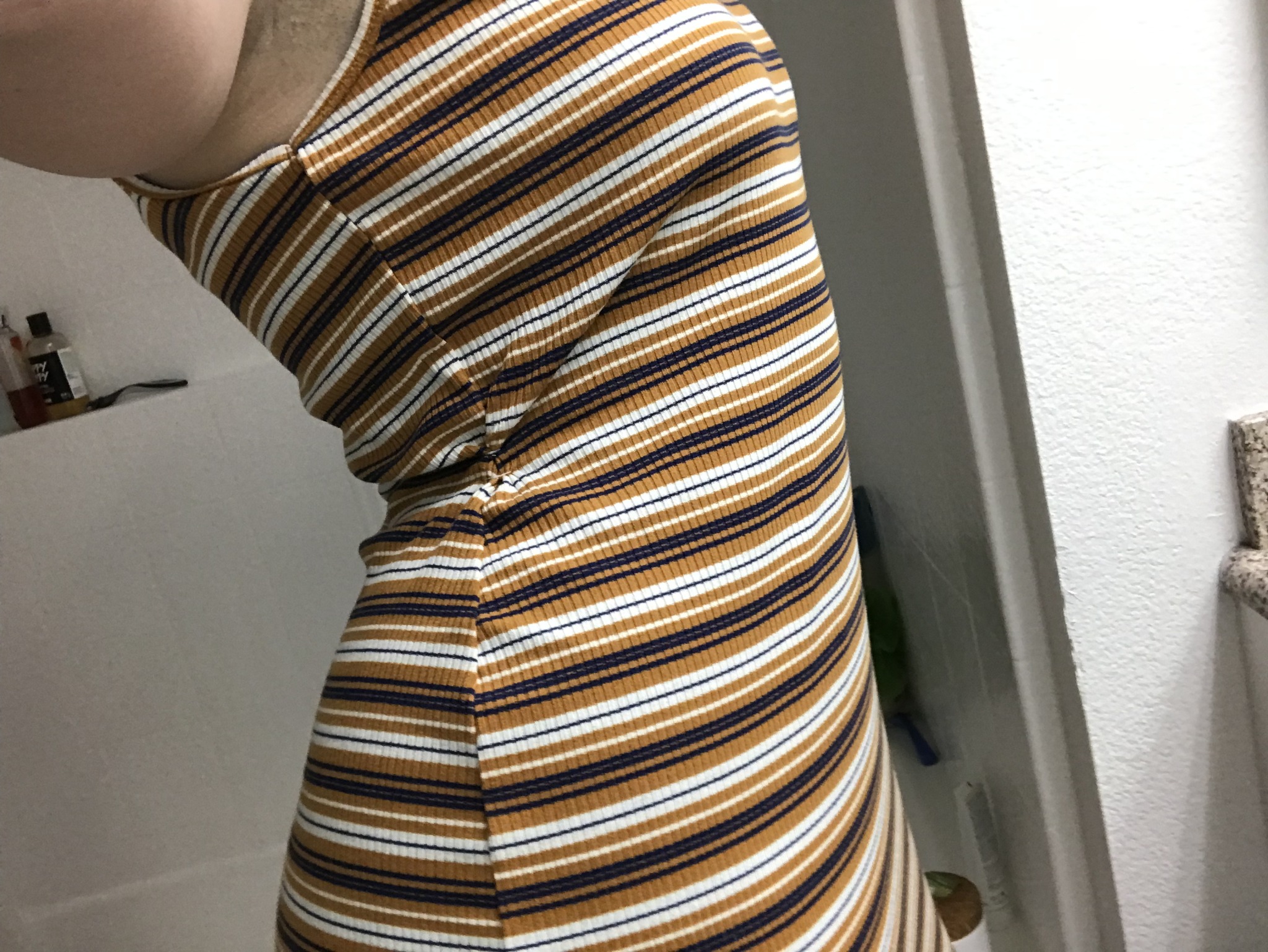 Porn photo preggosaremyfetish:lush-tush:One night out