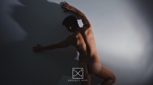 shavedarmpitsareyummy: zentoniksgmuscbi: Should I fuck this bottom ? Yeah.. U can have him while I t
