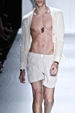 jesus-aime-la-house:  auslander ss13