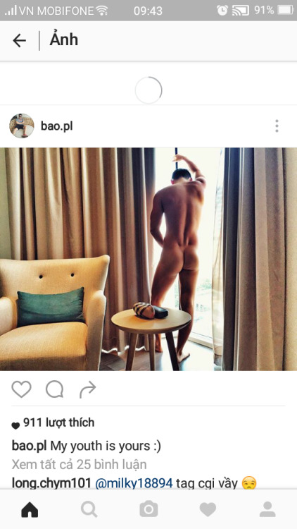 huutop:  kendamdang:  Chắc số mình may mắn =)) Up trên instagram cách đây 3p rồi xóa…  My idol 😦