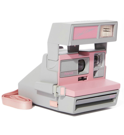 coquettefashion:RetroPink Polaroid 600 Cam