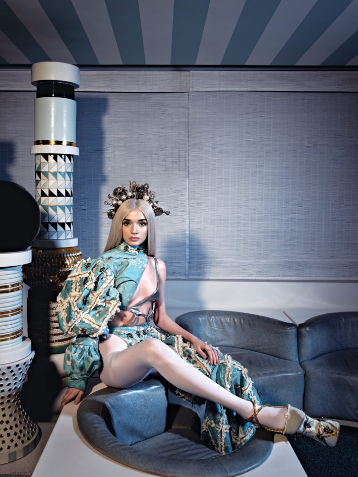 cultofpoppy-tm:  Poppy for NYMagazineSource under the third picture ~